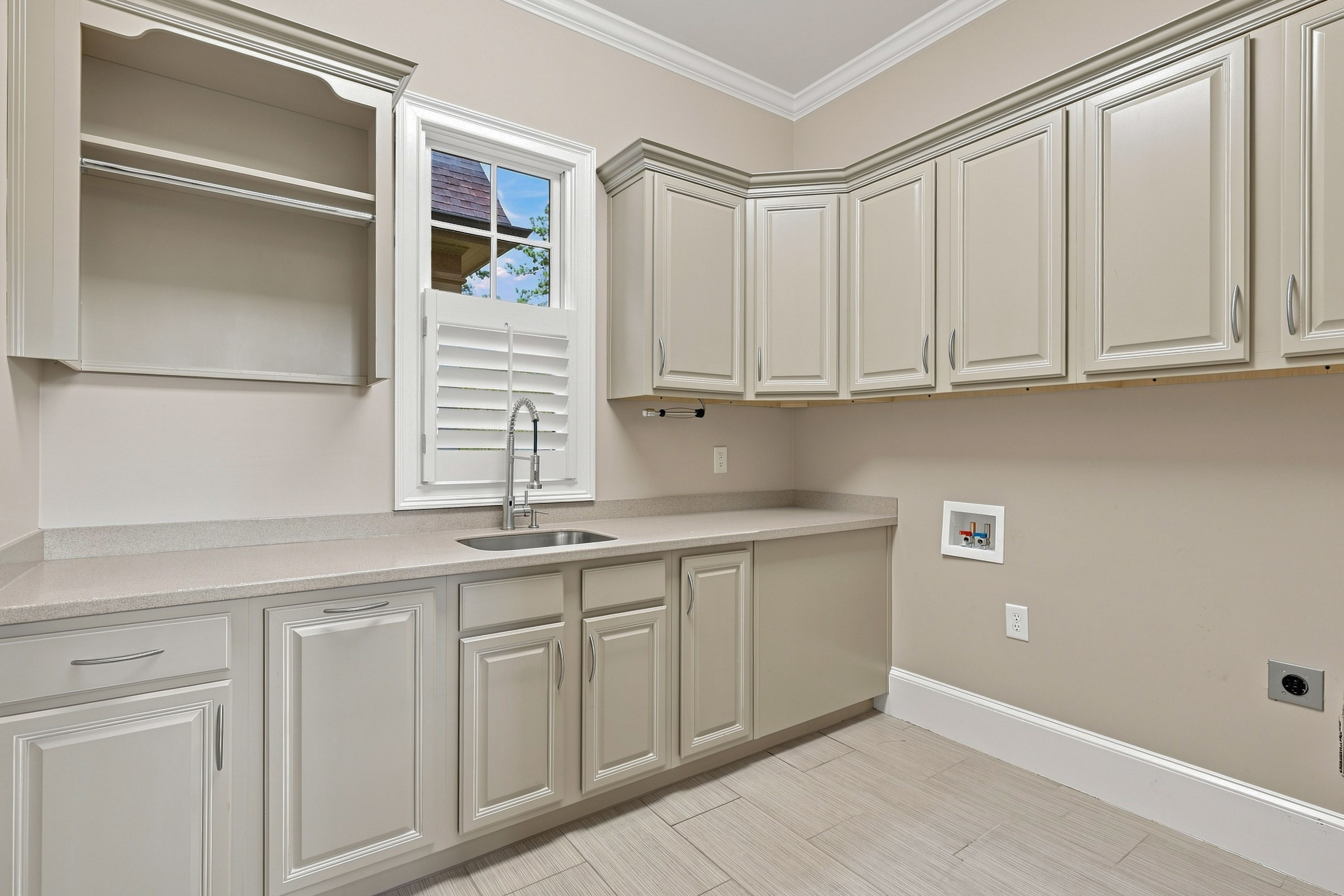 1100 Bachelors Run image 25